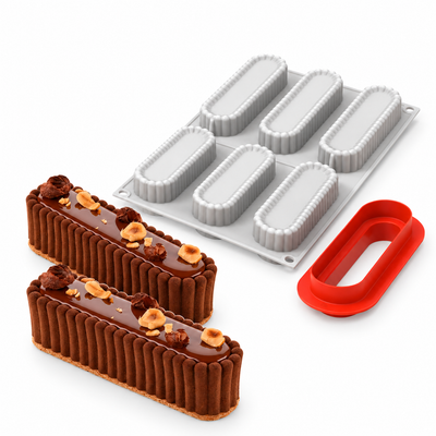 Moule 6 Desserts Individuels Écrin 125 + Découpoir – résultat pâtissier et moule Silikomart côte à côte sur fond blanc