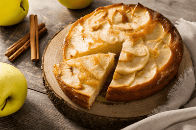 RECETA DEL BIZCOCHO SUAVE FRANGIPANE CON MANZANAS