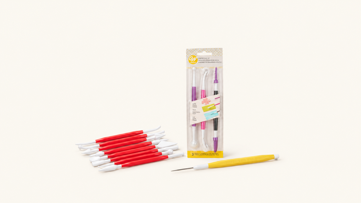 Outils de Modelage — sélection sur fond crème uni Patissland