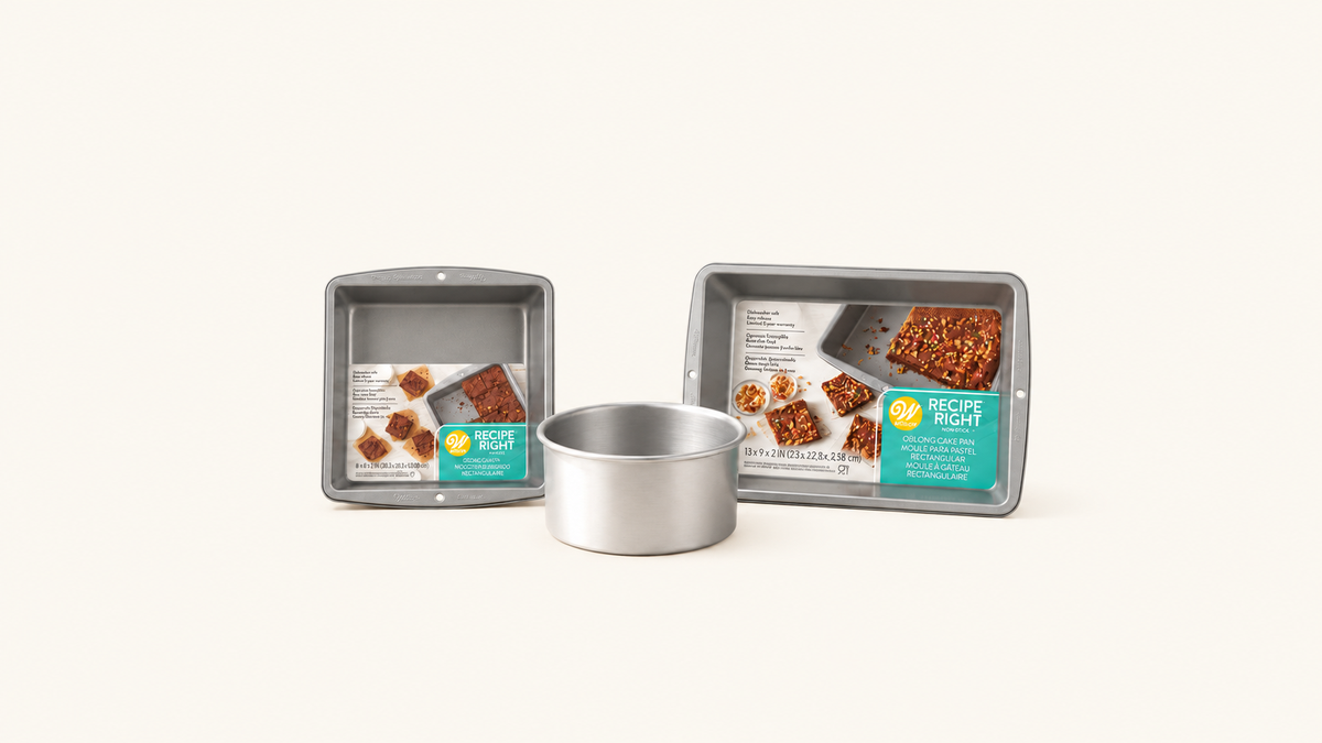 Moules Ronds, Carrés, Rectangles & Coeurs — sélection sur fond crème uni Patissland