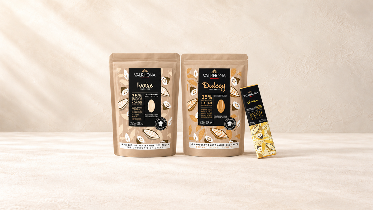 Vanille, Chocolat & Praliné — produits de la collection sur fond crème Patissland