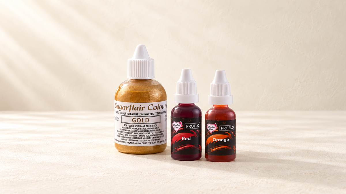 Colorants AirBrush — sélection de produits sur fond crème Patissland