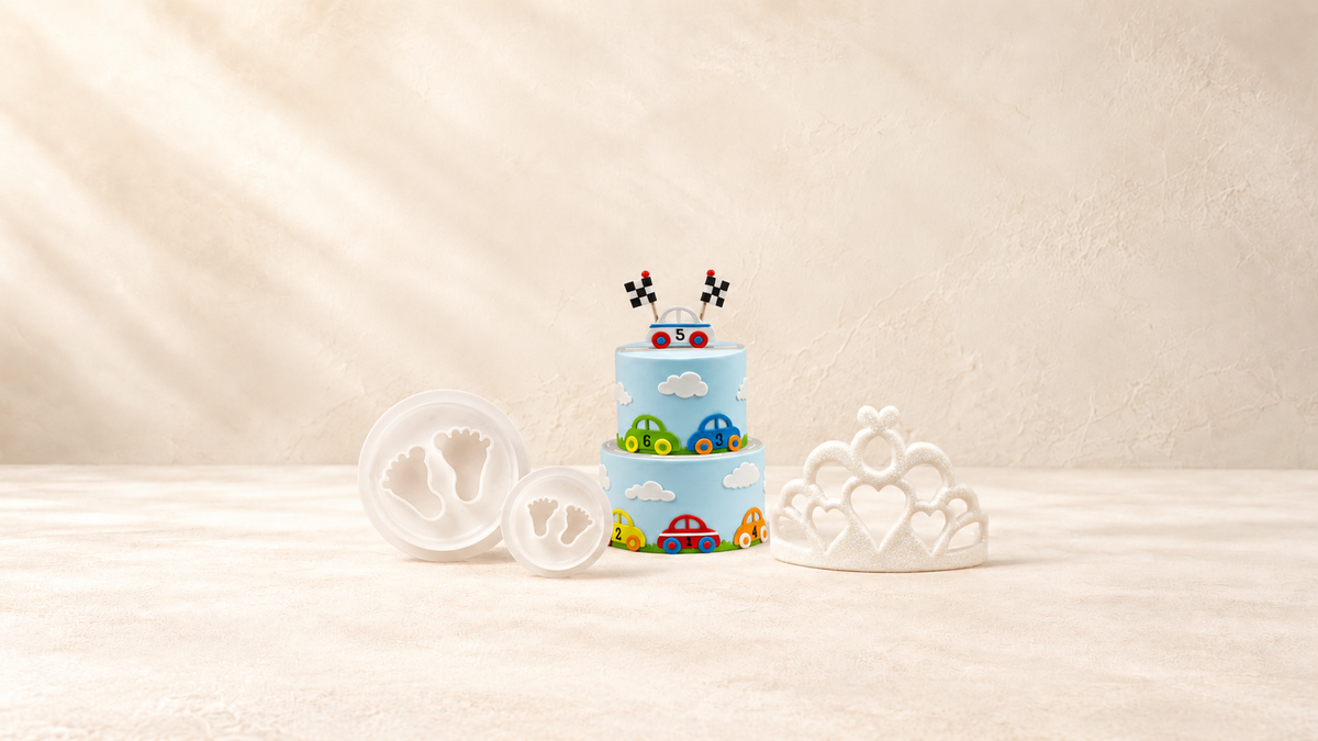 FMM — produits de la collection sur fond crème Patissland