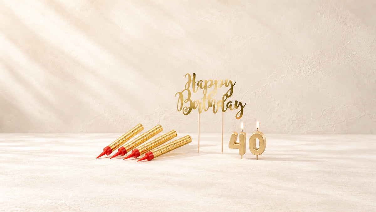 Party Deco — produits de la collection sur fond crème Patissland