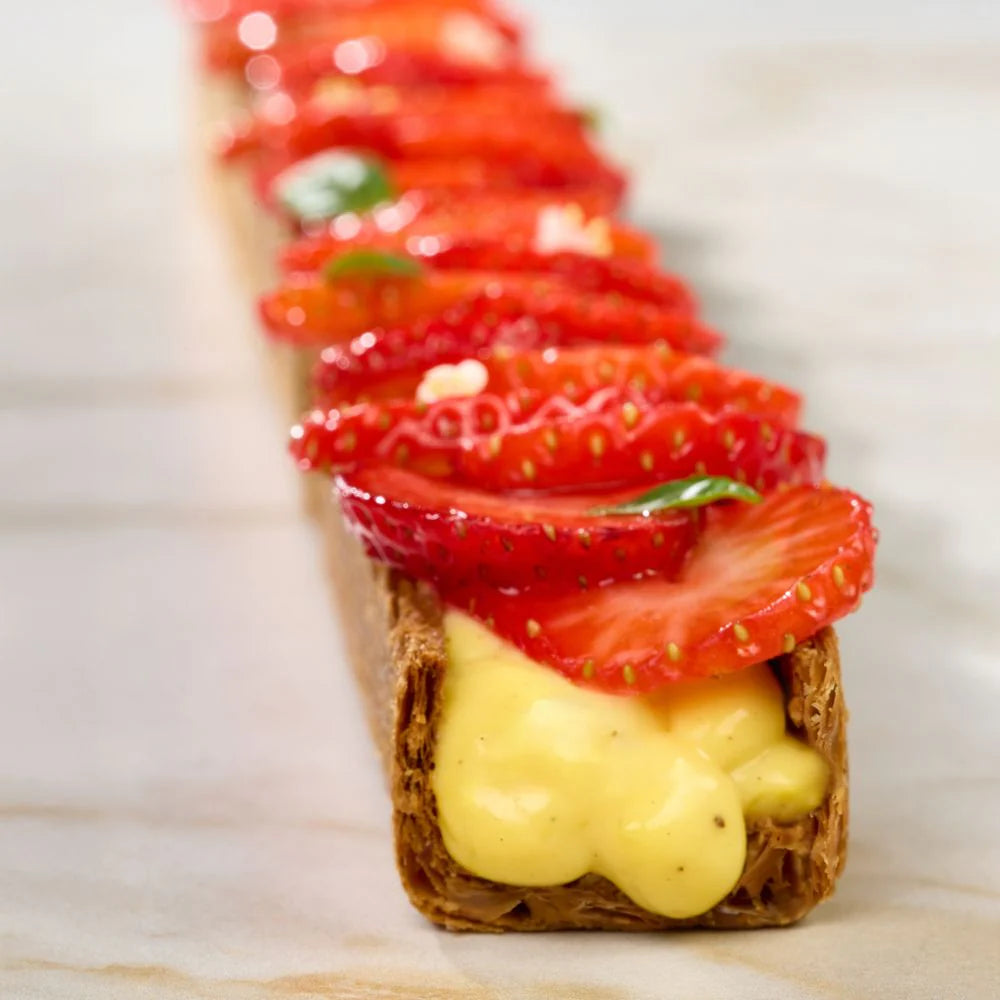 tarte-longue-fruits-rouges-realisee-avec-kmf01