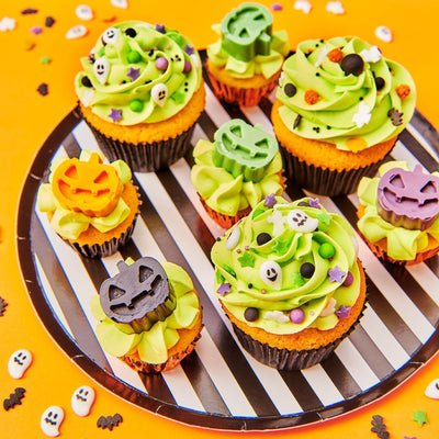 Cupcakes décorés avec le mix 4-en-1 Wilton Halloween