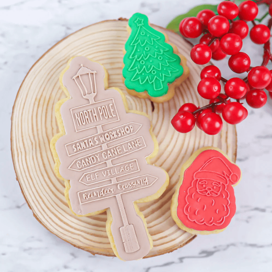 Outboss Stamp N'Cut - Christmas Signpost - SWEET STAMP