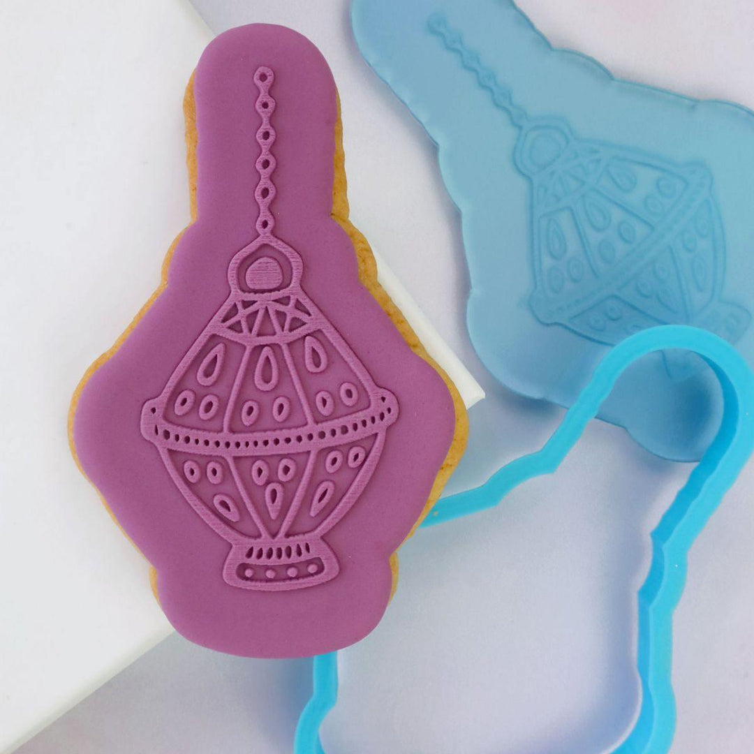 OUTboss Stamp N Cut - Lantern